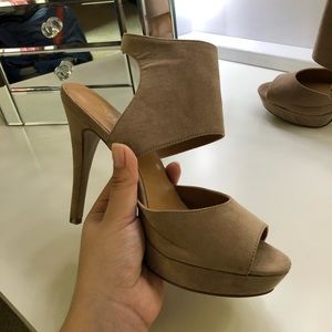 NWOT‼️Nine West Heels 👠